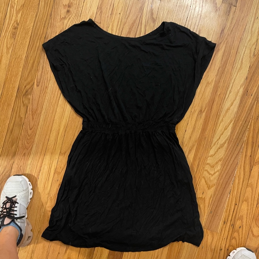 Black piko dress